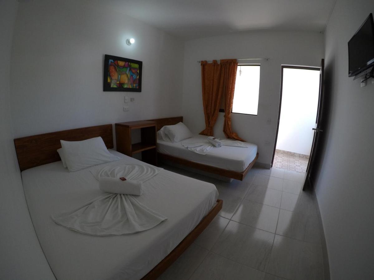 Hotel Paraiso Plaza Puerto Triunfo Exteriör bild